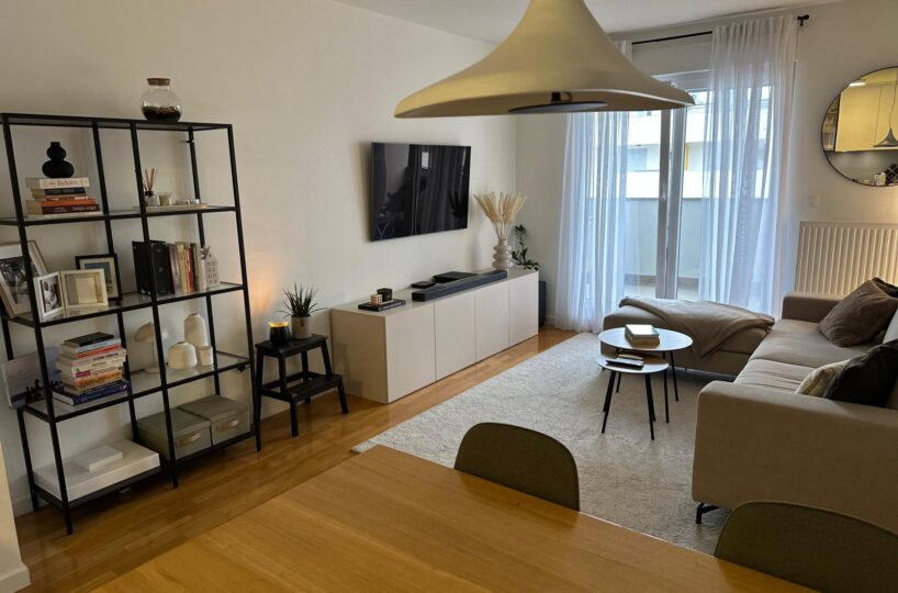 Stan 60 m2, Zagreb (Špansko), dizajnerski uređen, novogradnja, garažno parkirno mjesto i spremište